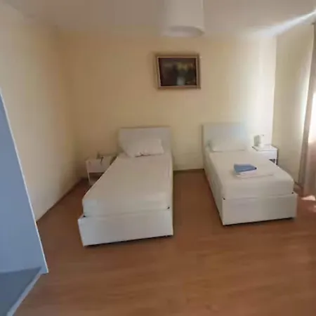 Angel - One Bedroom